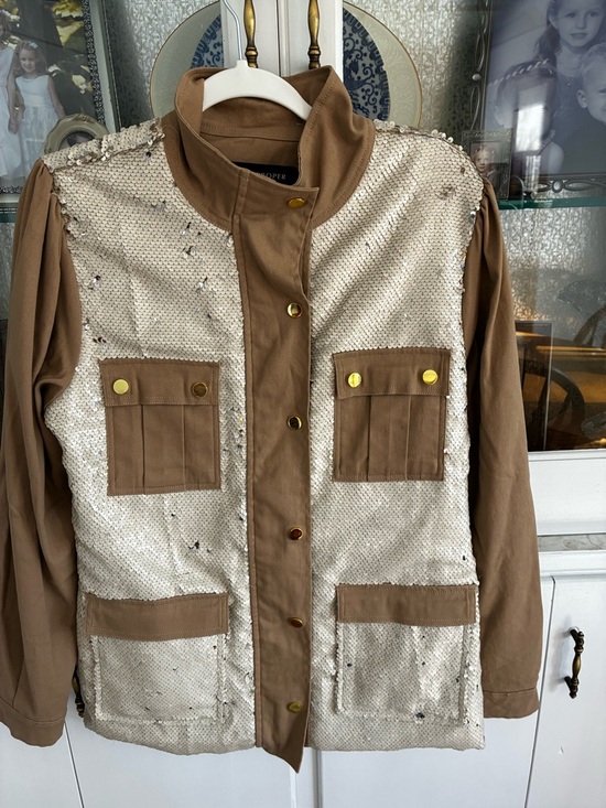 Boston Proper Jackets & Blazers - NWT Boston Proper Cream Sequin Front Utility Jacket with Brown Trim Med